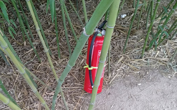 ����һ����������ʦ��ѵ���ĸ���_����Ǯ_��ַ�绰΢��