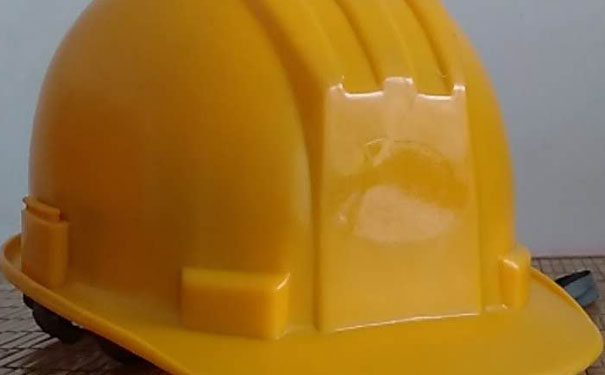 �ĳ�һ����������ʦ