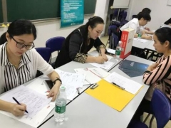 ���ݻ��ѧУ�ĸ���