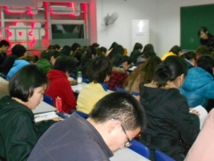 ���ݻ��ѧУ�ĸ���