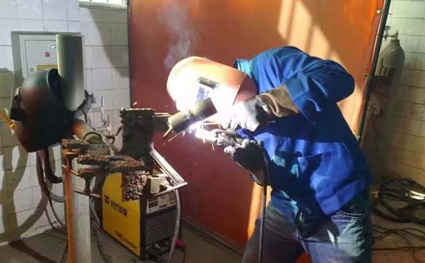 ����ѧ����������Ǯ���ļ�ѧУ�ȽϺã�