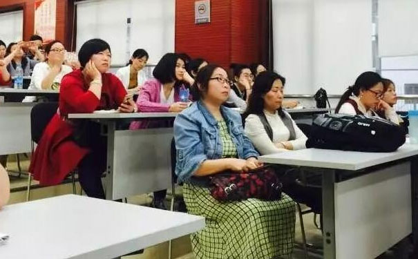 遵义学会计学费多少钱