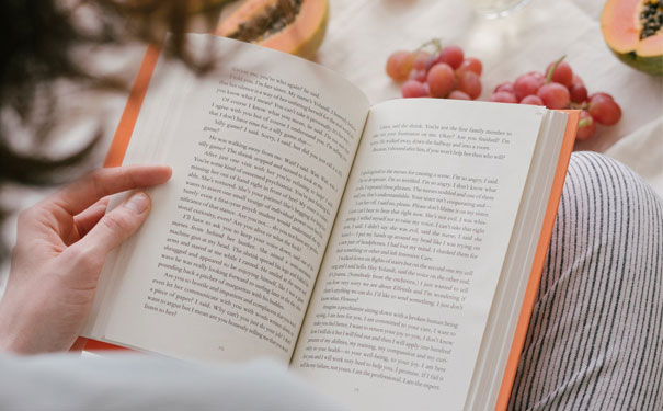 Ȫ��Ӣ����ѵ��������Щ