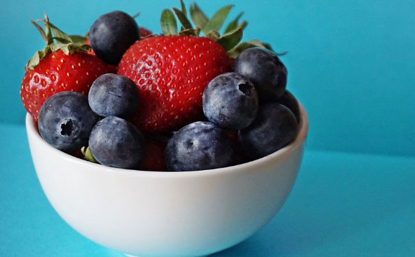 �ϲ���������ʦ��ѵѧУ