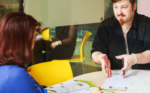 �人����������Ӣ����ѵ���ĸ��� - ����Ǯ 