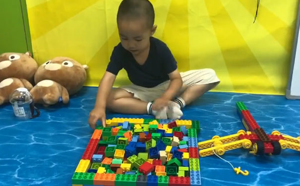 �ػʵ��������ٶ�ѧ����ļҺ�_��������