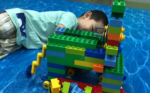 �����ٶ�ѧ����ļҺ�_��������