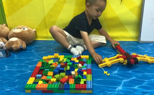 �����ٶ�ѧ����ļҺ�_��������