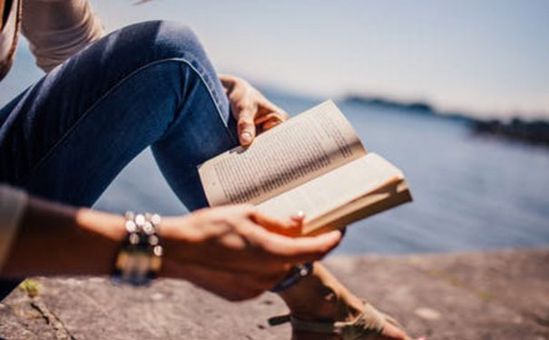 ����۴��������Ӣ����ѵ��������ࡿ_Ӣ����ѵ���������������