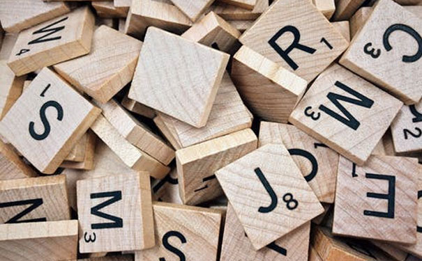 ���ڱ���������Ӣ��������Ͽγ��ĸ���_����Ӣ����ѵ����