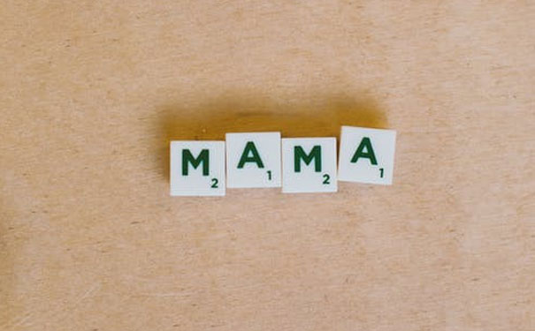 ��������������Ӣ��������Ͽγ��ĸ���_����Ӣ����ѵ����