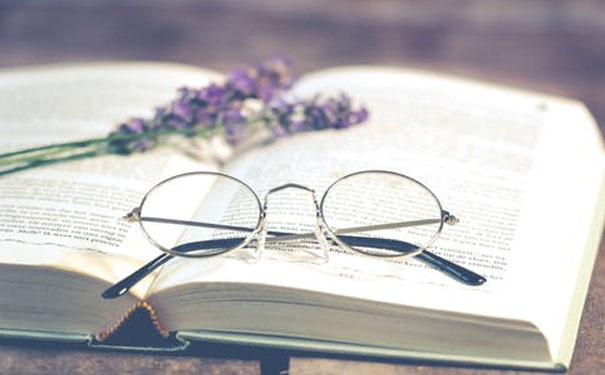 ��ɽС������Ӣ��������Ͽγ��ĸ���_��ɽӢ����ѵ����