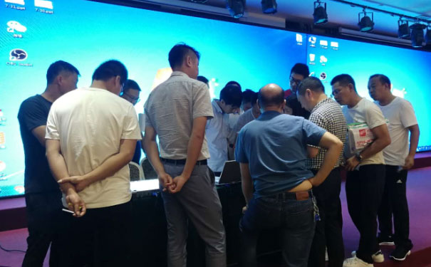 ��Ǩ���ʦ��ѵ��