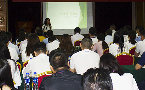 ֣�����ʦ��ѵ��