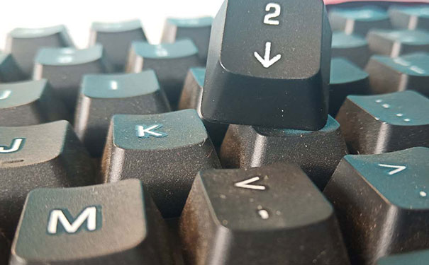 ����webǰ����ѵ��ŷ����Ƕ���?