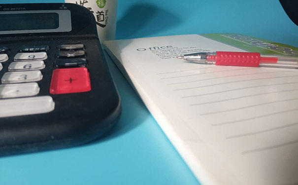 ���������ѵ-�����м�������ڿγ̣�������Ƶ-�ʺ�ѧУ