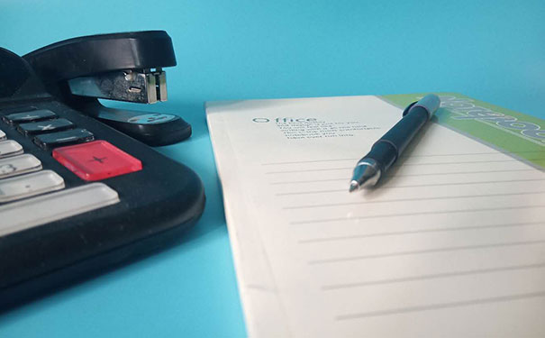 Ȫ�ݻ����ѵ-�����м�������ڿγ̣�������Ƶ-�ʺ�ѧУ