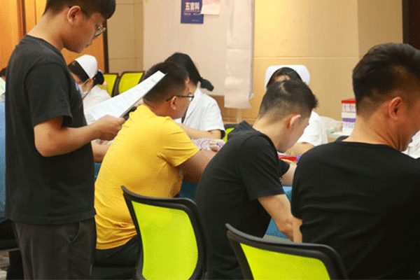 ������Ϫ�������ѵ�����ļҺ�-���ö���Ǯ