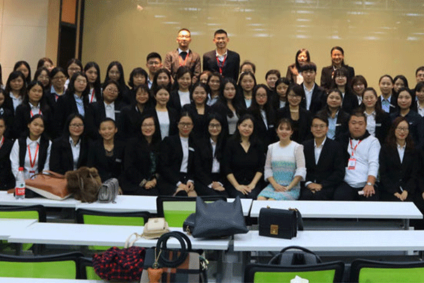 ǭ�ϻ����ѵ�����ļҺ�-���ö���Ǯ