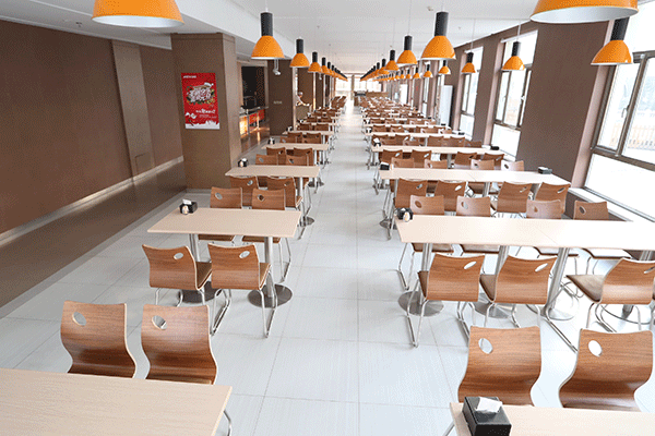 ����������IT��ѵѧУ�ļҺ�-ѧ�Ѷ���Ǯ