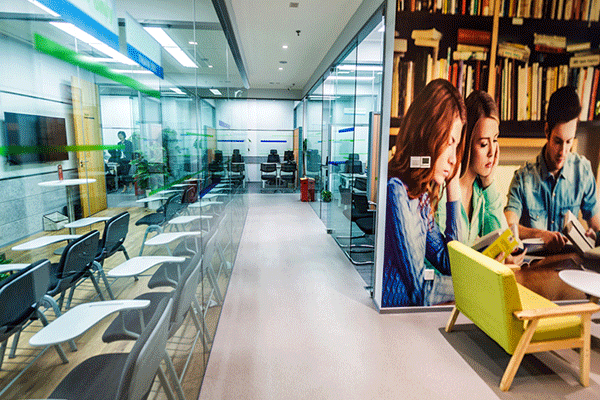 ��ͷ����Ӣ���շѼ�Ŀ��