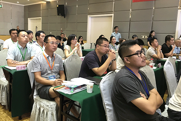 �Ͻڶ�����ѵ�����ĸ���-�γ̷��ú���-���濿��