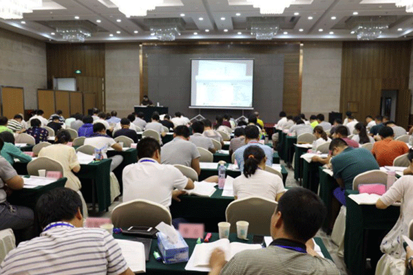 ��ԭ������ѵ�����ĸ���-�γ̷��ú���-���濿��