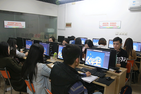 ����ƽ��������ѵ����-�����ļҺ�