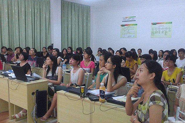 ���ź�������ѵ��Ŀ��