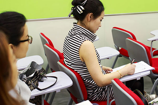 ���ڸ���������Ӣ�︨���ļҺ�-�۸���ö���Ǯ