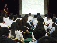 ����һ����ѵ��-���ö���Ǯ/