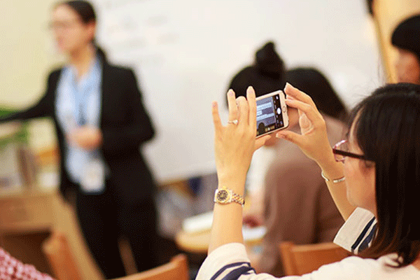 ���õ�ѧ��������app