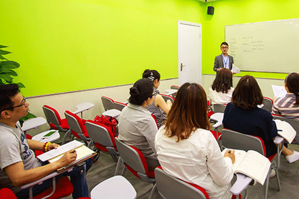 ��������������ѵ�����ļҺ�