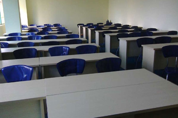 �����ѧ��ƶ���Ǯ