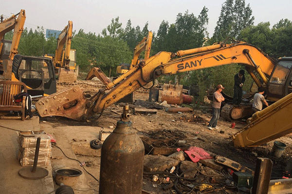 武汉建宏挖掘机培训地址