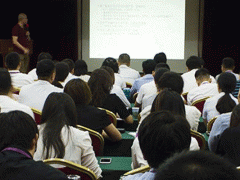 ���ݳ��˸߿���ǰ��ѵ���ĸ���_ѧ�Ѽ۸����Ǯ/