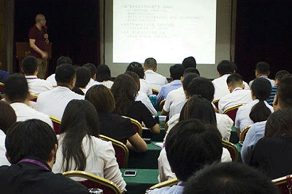 荆州成人高考考前培训班哪个好_学费价格多少钱