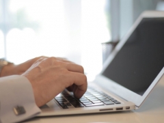 �������IT��ѵ����ô��_ѧ�Ѽ۸����/