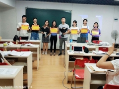 �Ƹ�ѧ����ĸ�ѧУ��/