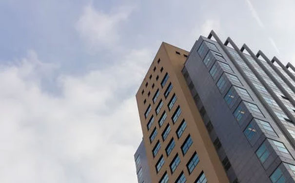 ����һ�����Ը�������_��ѵ��۸�