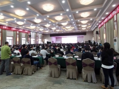 �ڽ�һ�����Ը�������_��ѵ��۸�/