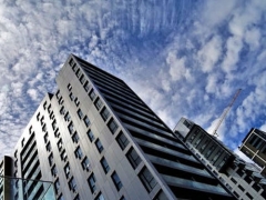 �Ӱ�һ�����Ը�������_��ѵ��۸�/