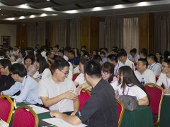 ����һ�����Ը�������_��ѵ��۸�/