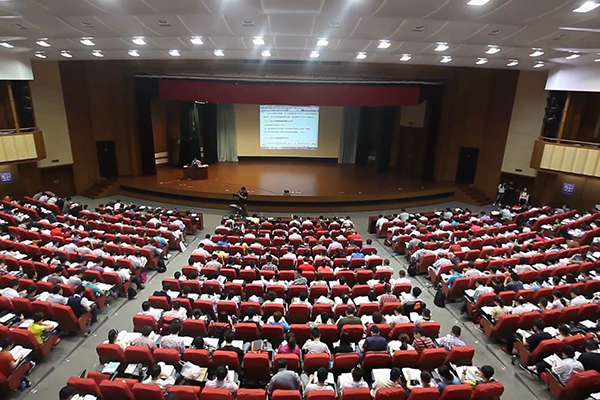 ��ɳ������ѵѧУ�ļҺ�_��ַ_�绰