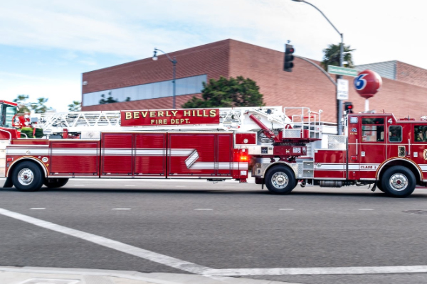 �˲�������ѵѧУ�ļҺ�_��ַ_�绰