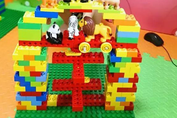 ʯ��ׯ����ѧ���һ��Ҫ����Ǯ      