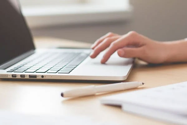 ��ɽ���������ѵѧУ_�����ĸ���