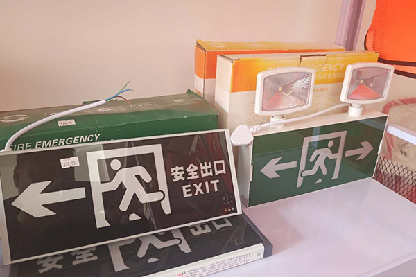 �����м�����Ա֤��ѵ����_���ö���Ǯ