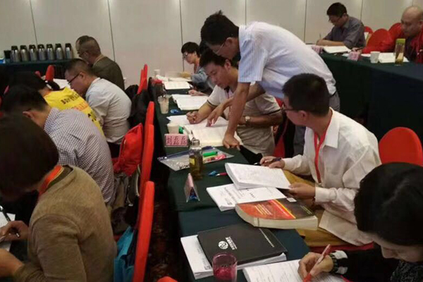 ����ִҵ��ҩʦ��ѵ����_�ṩ��������γ�