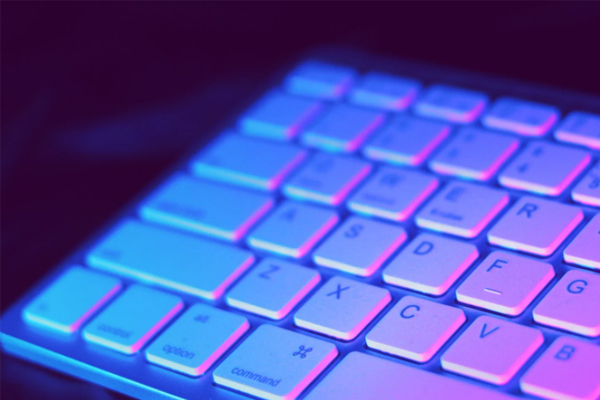 ������Ṥ��ʦ��ѵ�����ĸ���_��ô����